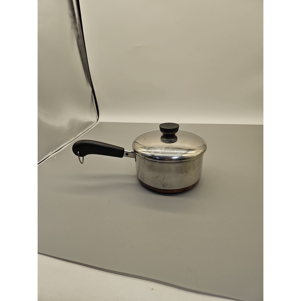 Vintage 1801 Revere Ware Copper Bottom 2 Quart Saucepan with Lid, Clinton IL USA
